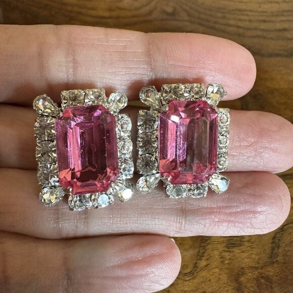 VTG Earrings Pink Glass Rhinestone Octagon Cut Stud Fashion Jewelry Art Deco‎ - Picture 3 of 5